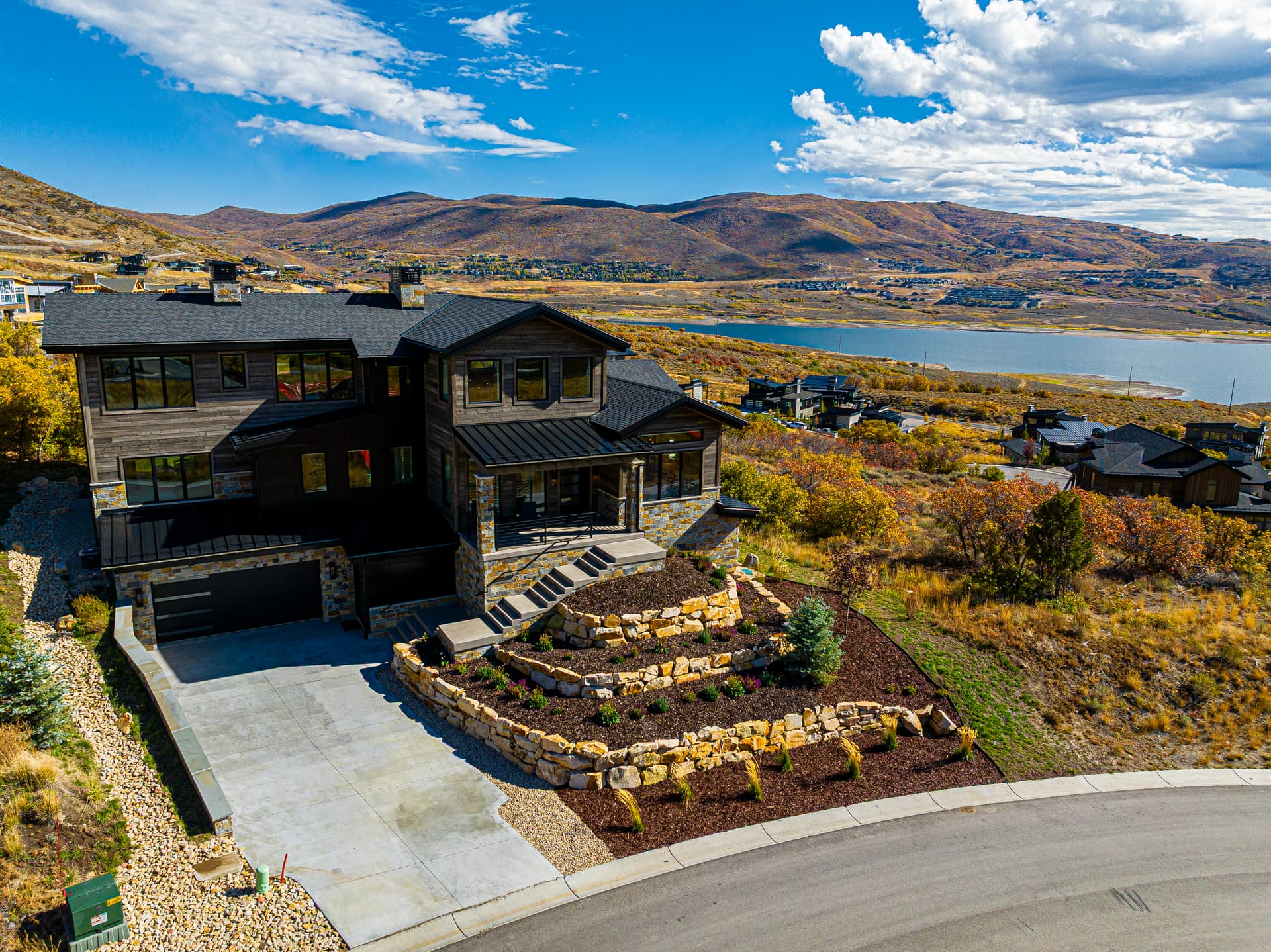 East Elevated Escape - Image 71