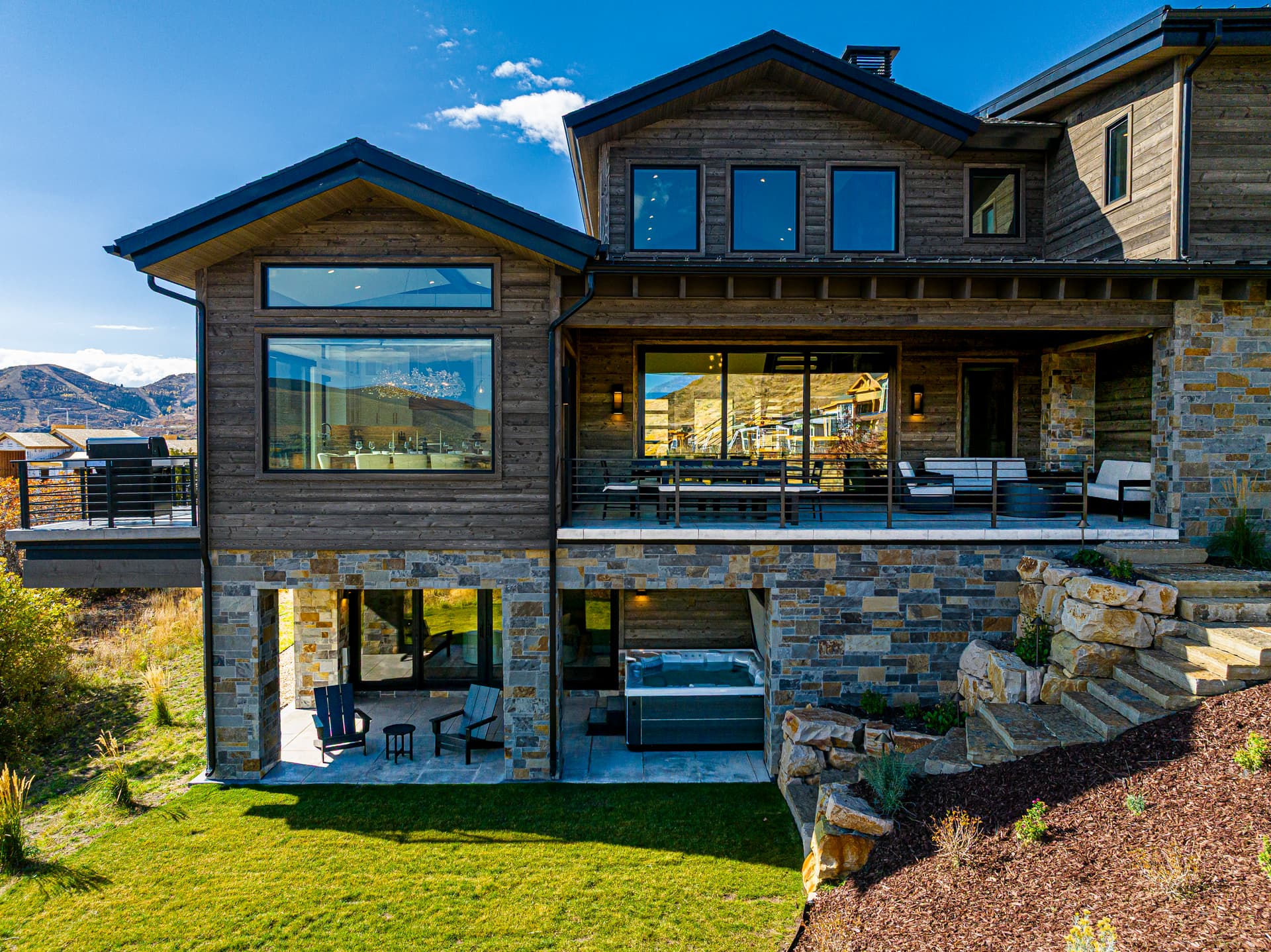 East Elevated Escape - Image 68