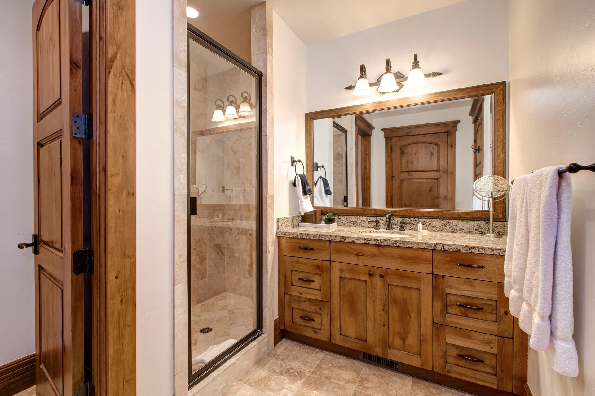 Lookout Point #21 - Image 28