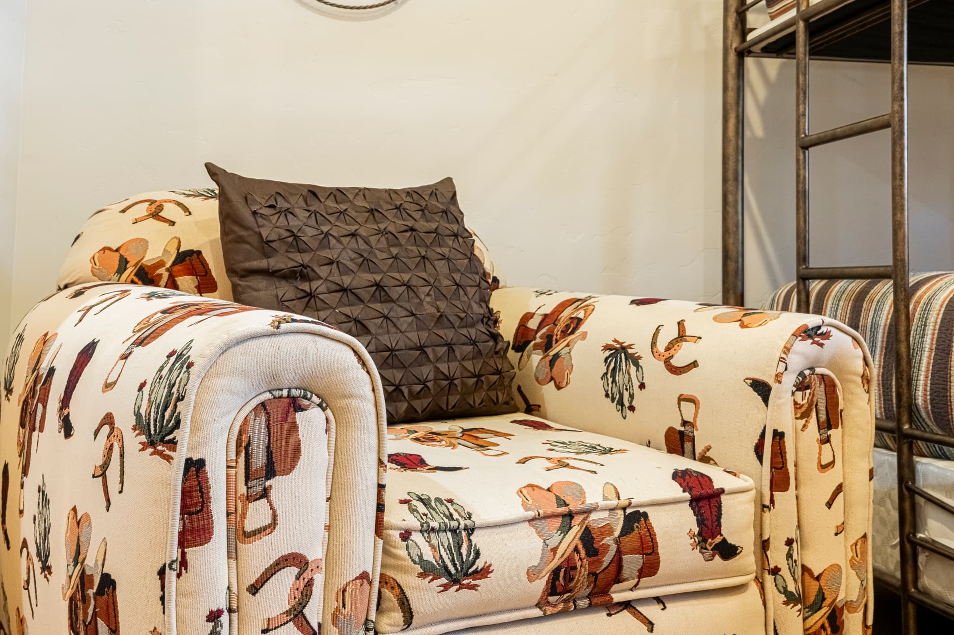 Lookout #26 - Image 25