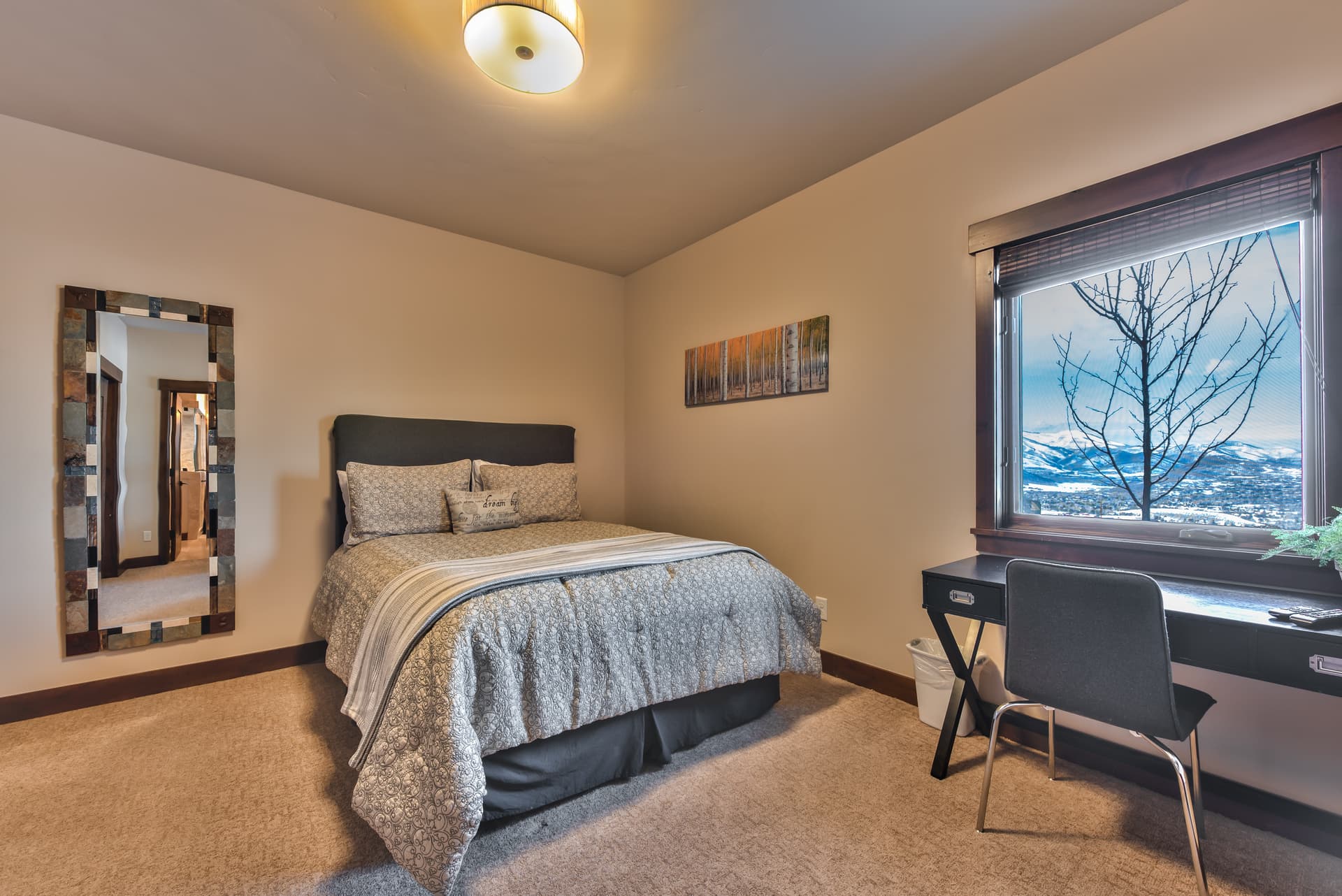 Majestic View - Image 25