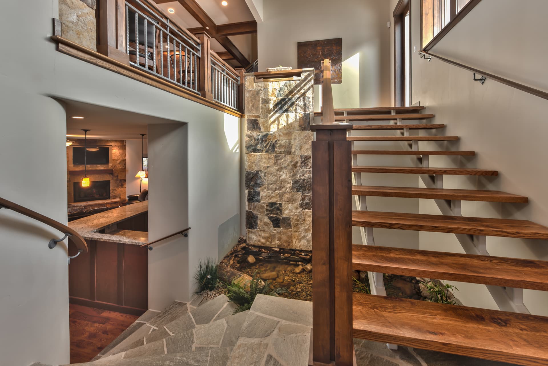 Majestic View - Image 42