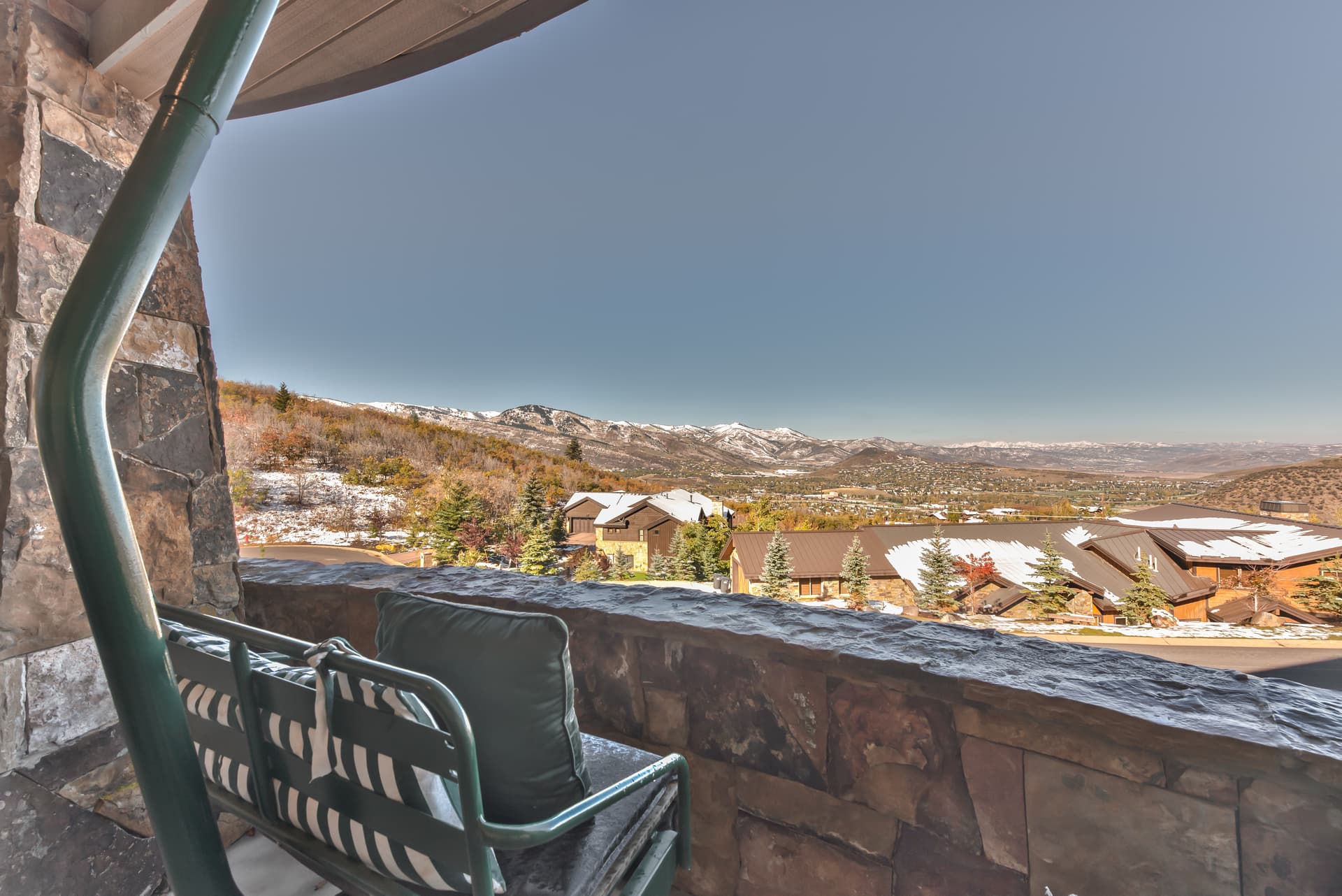 Majestic View - Image 62