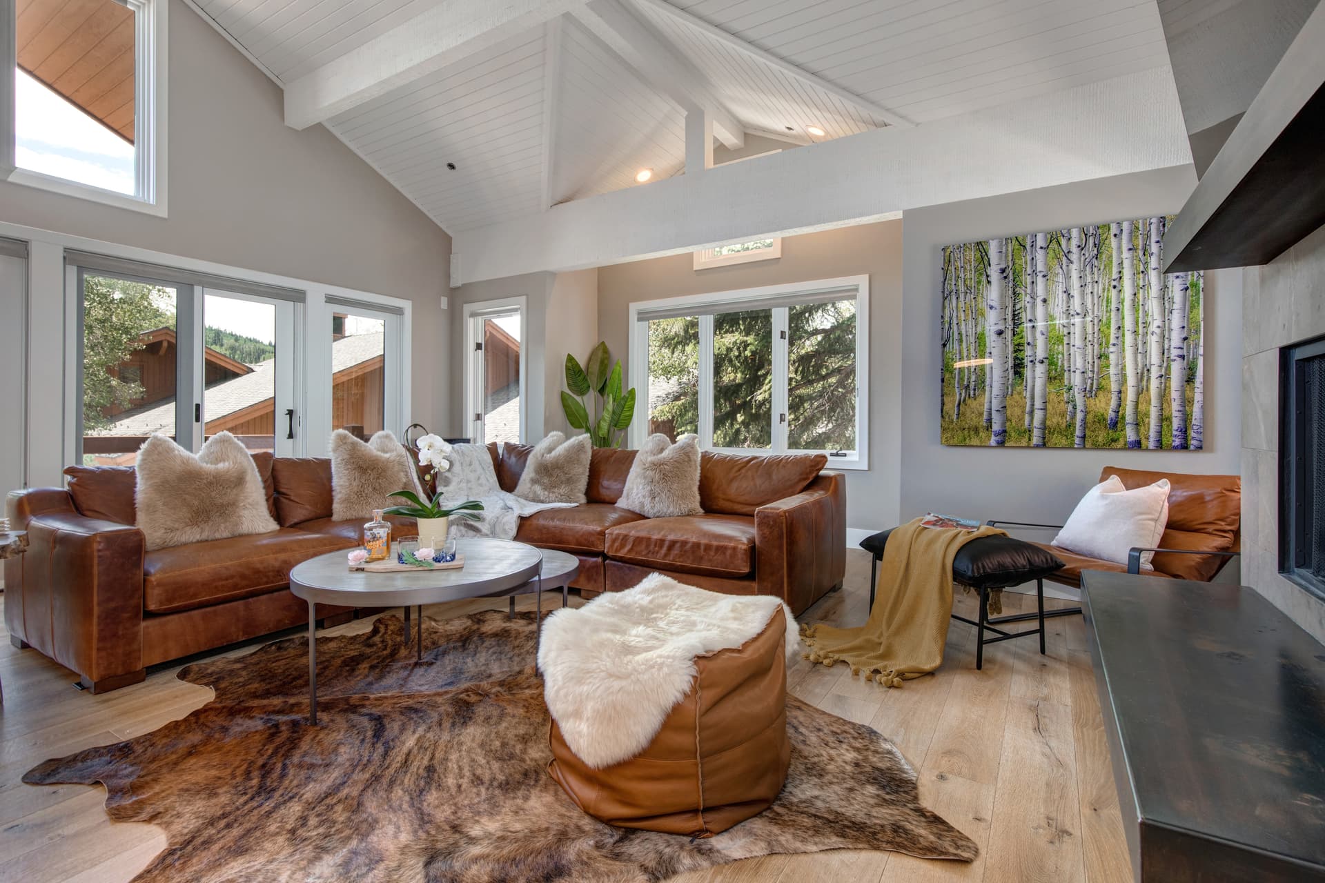 Mountain Ridge Retreat - Image 4