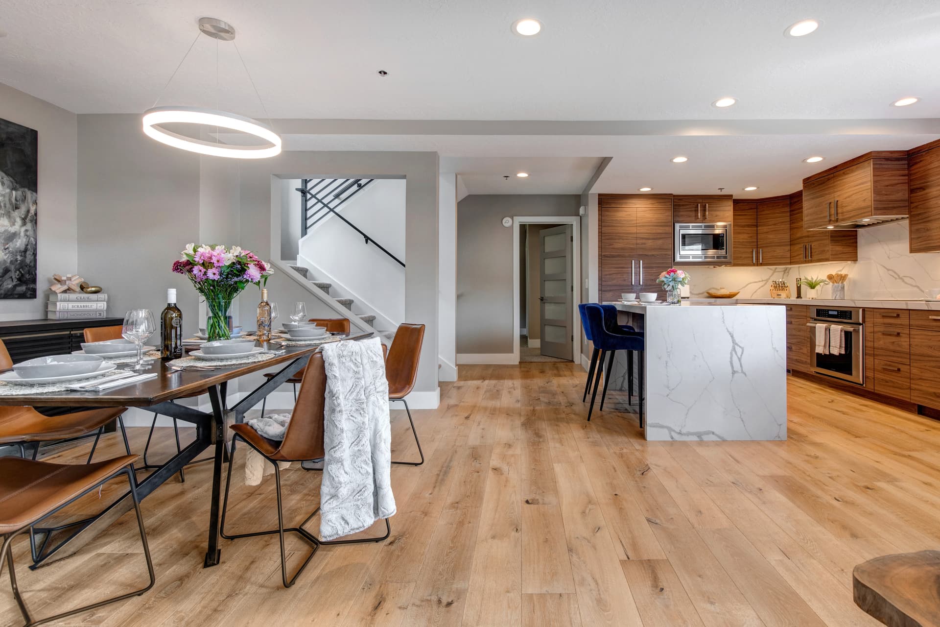 Mountain Ridge Retreat - Image 5