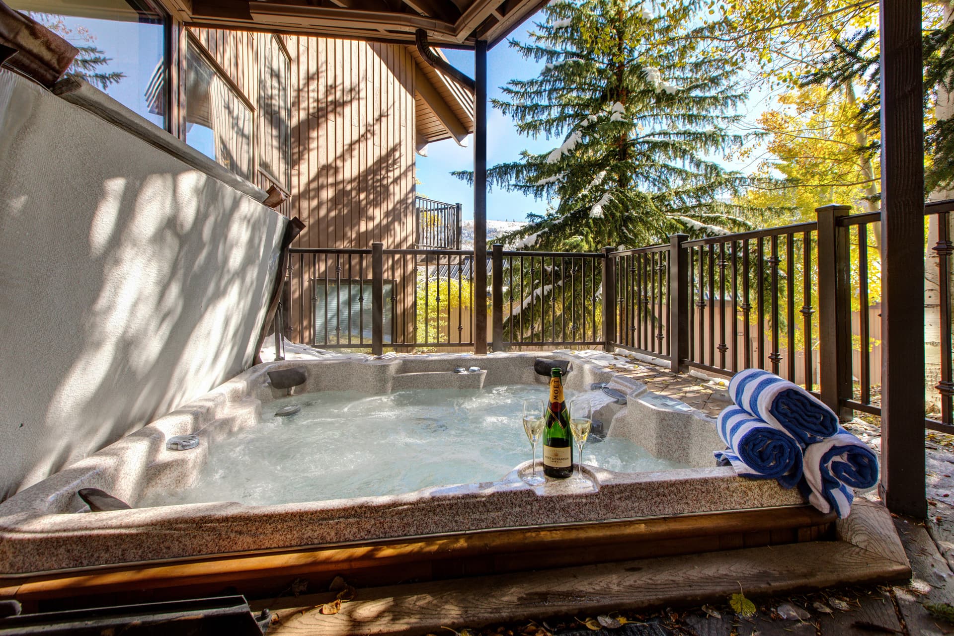 Pinnacle Retreat #1320 - Image 2