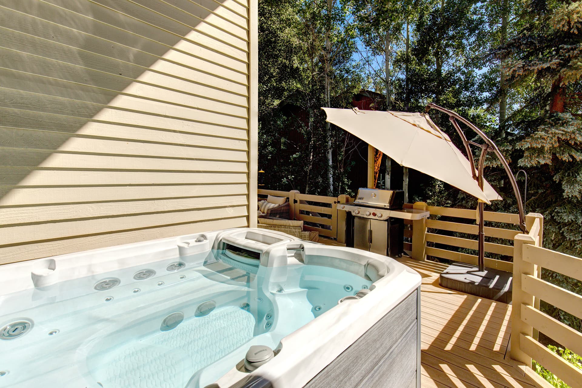 Queen Esther - Image 30