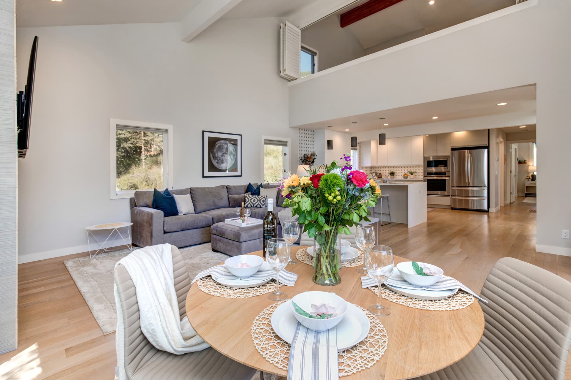 Queen Esther - Image 10