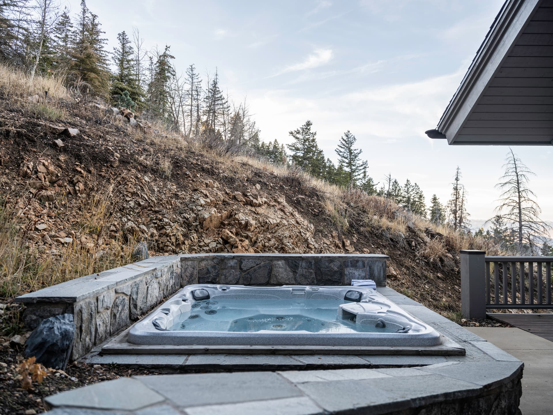 Silver Lake Slopeside Retreat - Image 2