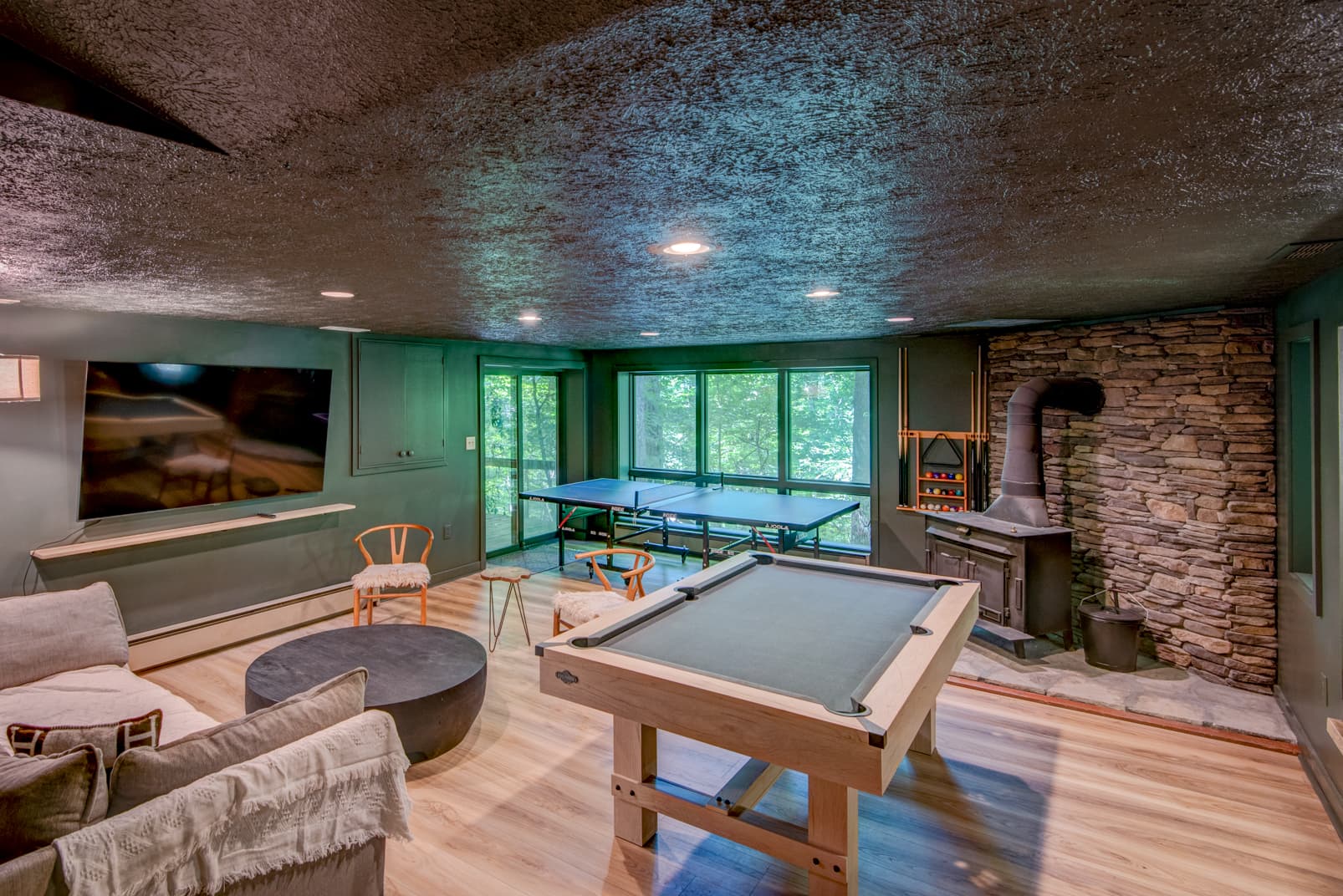 Deerwood Manor - Image 4