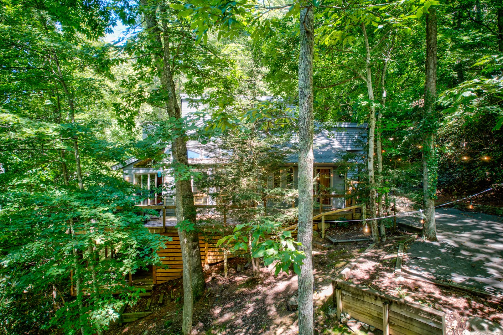 Deerwood Manor - Image 5