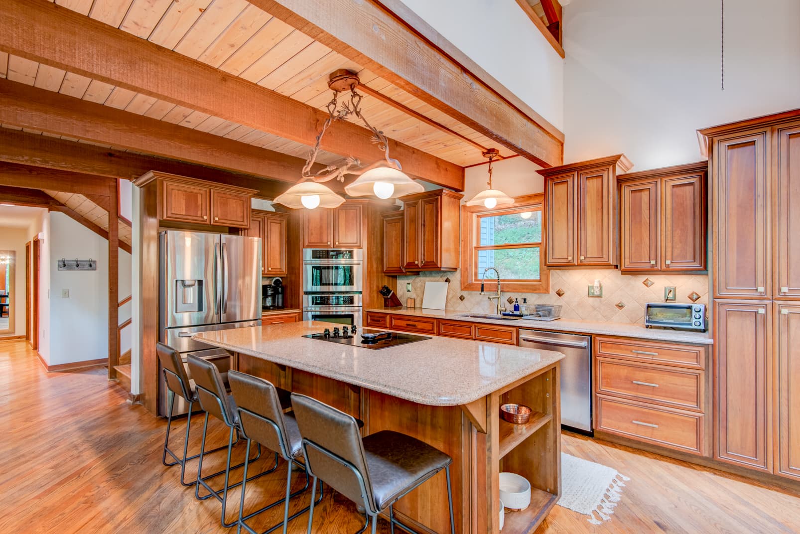 Deerwood Manor - Image 4