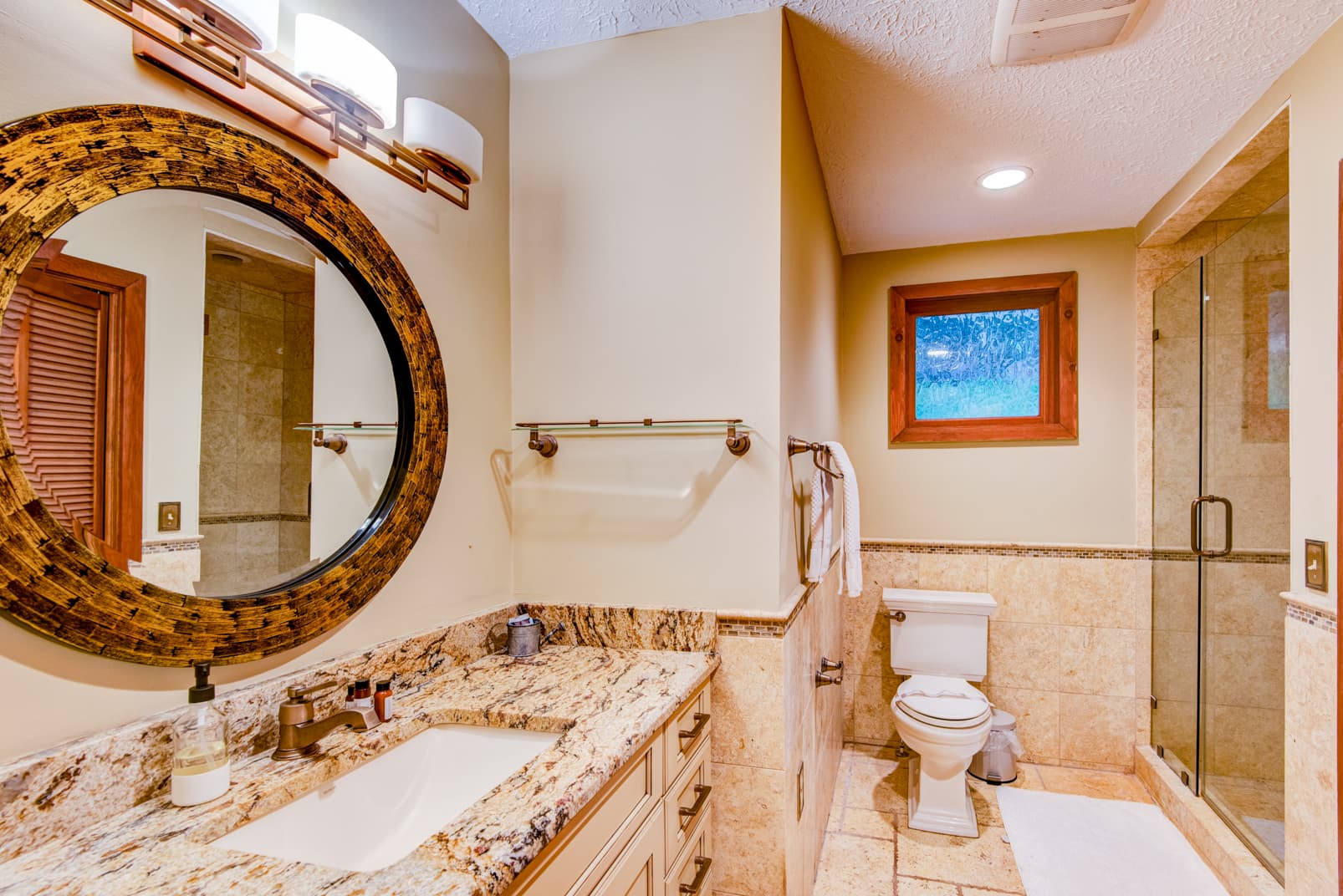 Deerwood Manor - Image 24