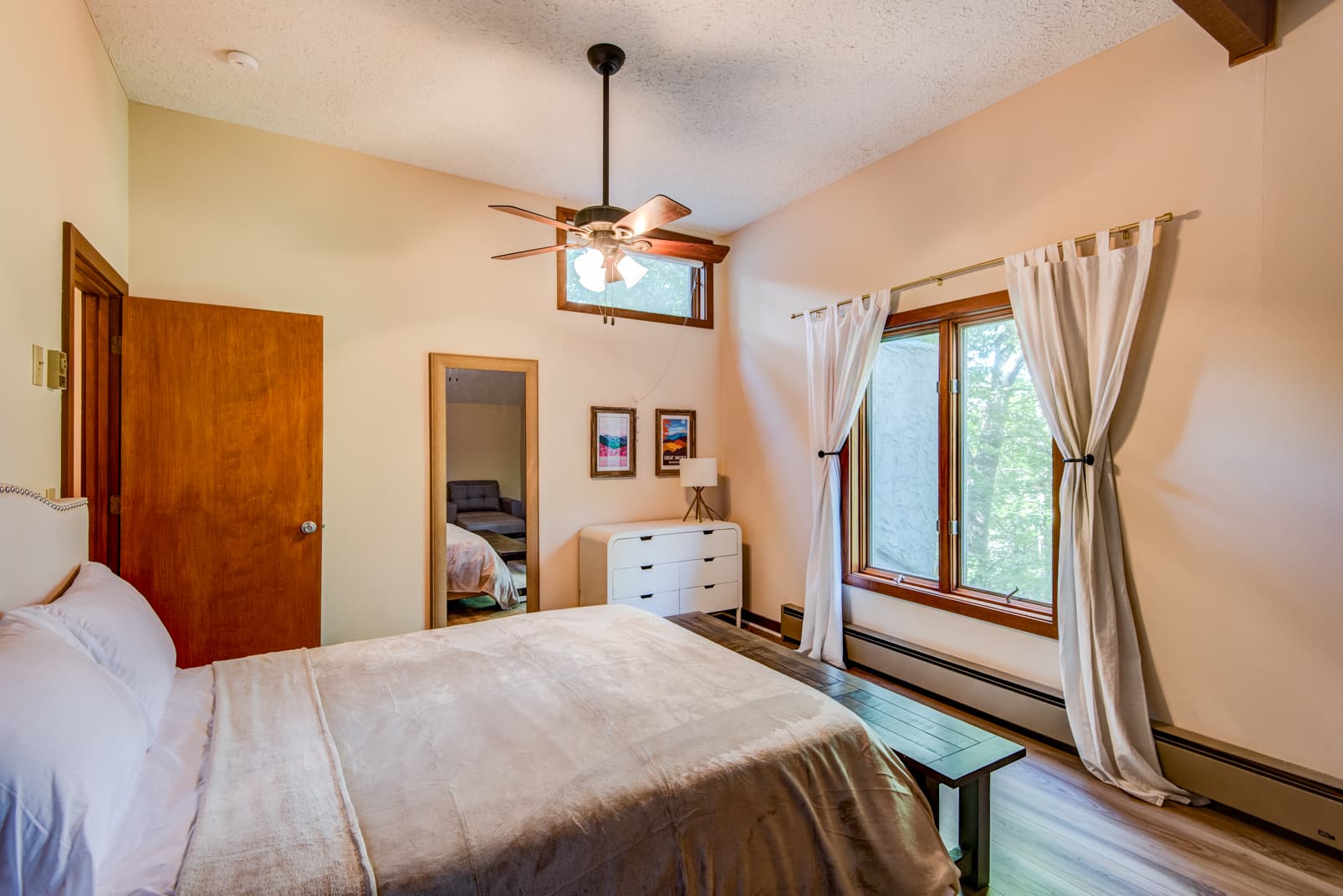 Deerwood Manor - Image 31