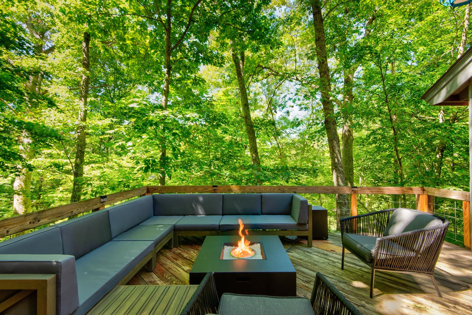 Deerwood Manor - Image 2