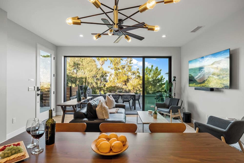 Del Mar Retreat - Image 7