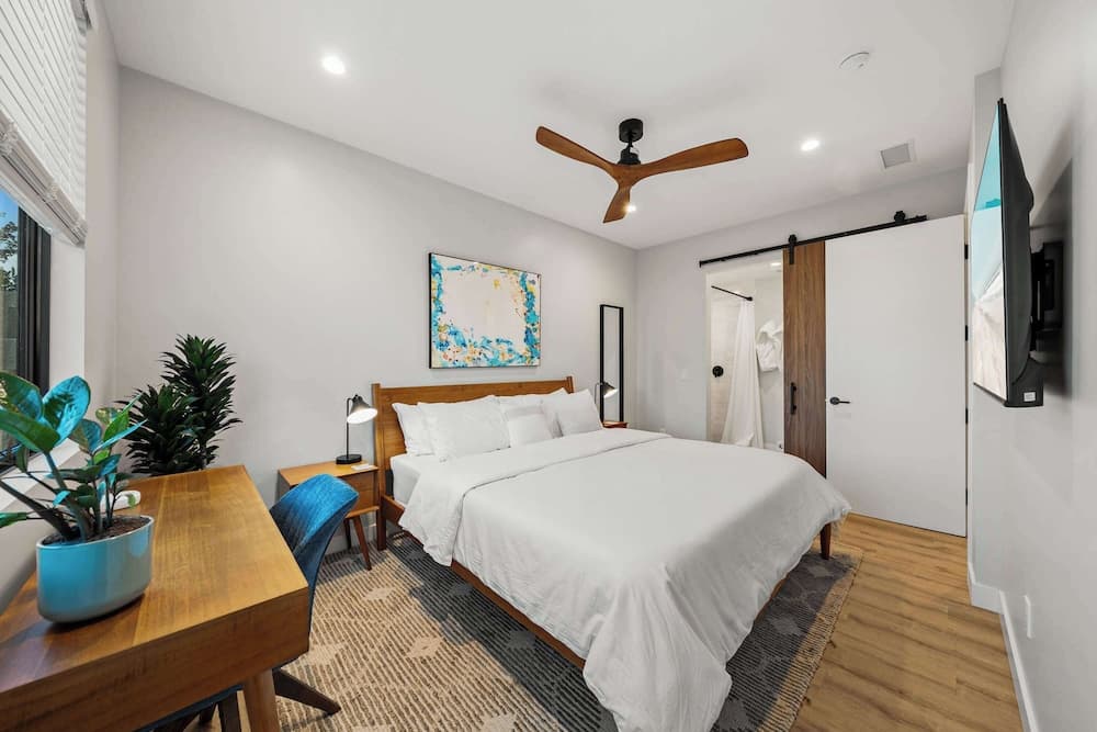 Del Mar Retreat - Image 4