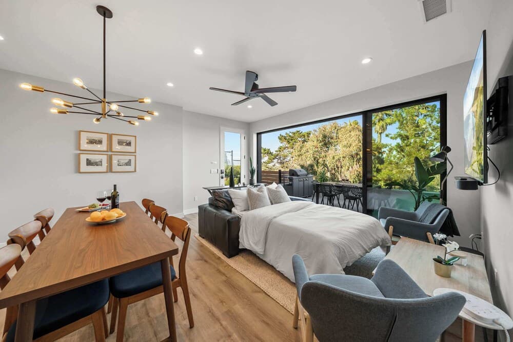 Del Mar Retreat - Image 4