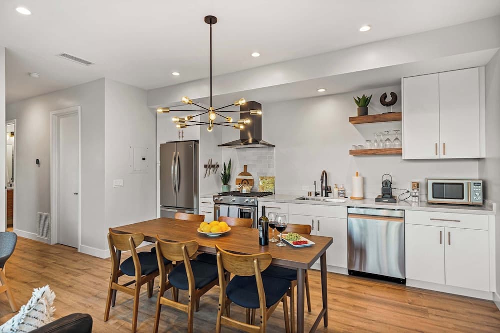 Del Mar Retreat - Image 5