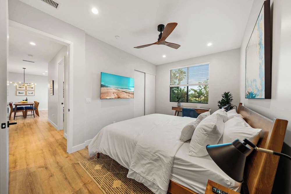 Del Mar Retreat - Image 25