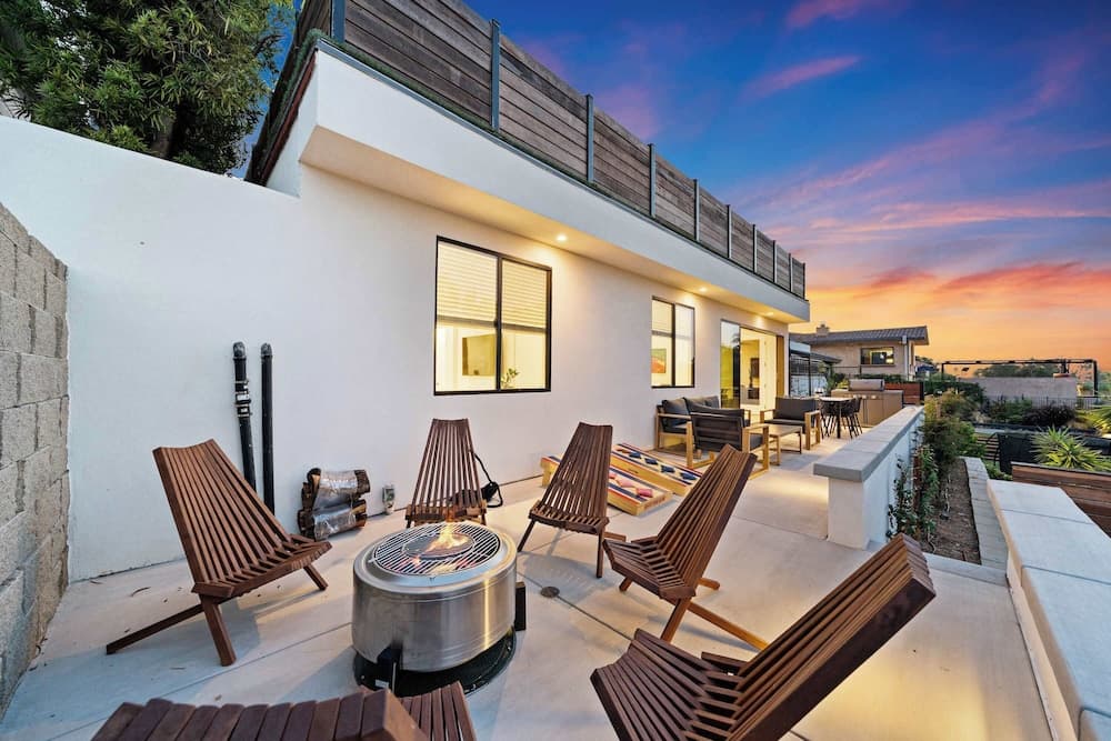 Del Mar Retreat - Image 2