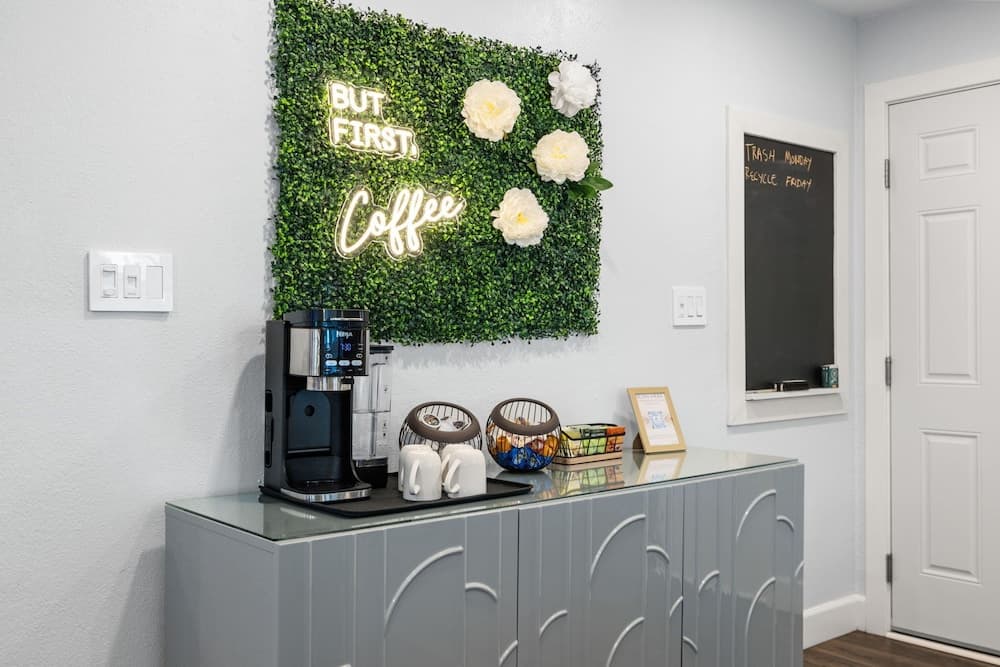 Desert Oasis Retreat - Image 12