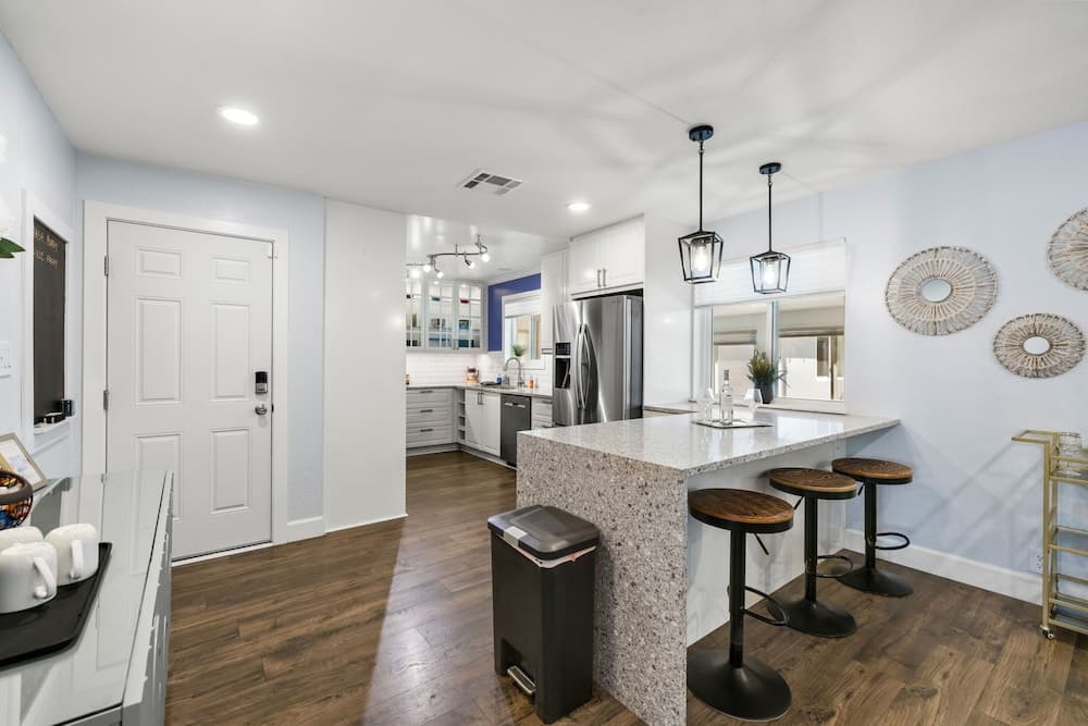 Desert Oasis Retreat - Image 5