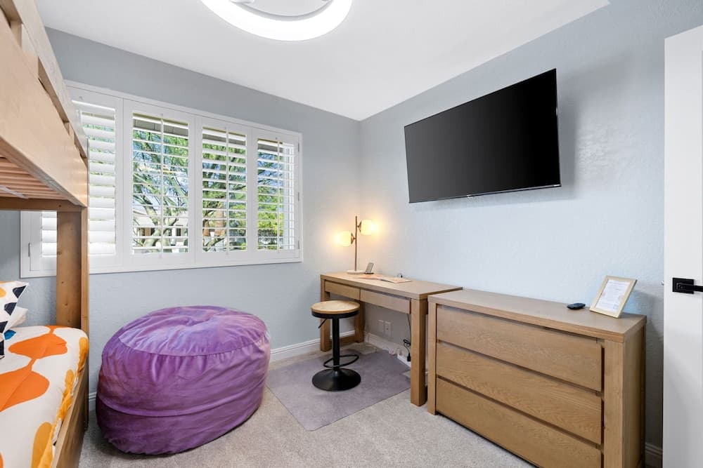 Desert Oasis Retreat - Image 35