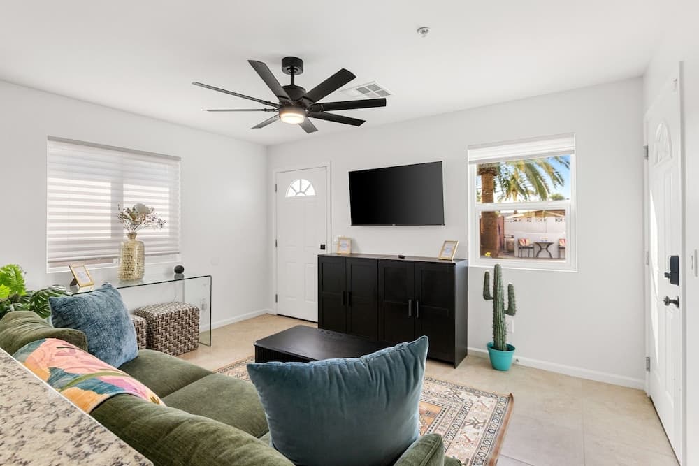 Desert Oasis Retreat - Image 52