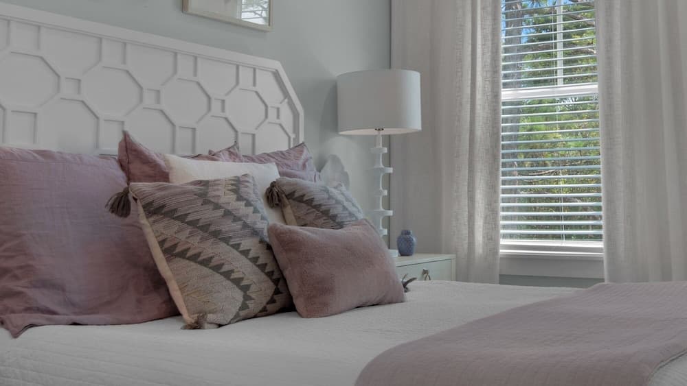 Resting Beach Face - Image 24