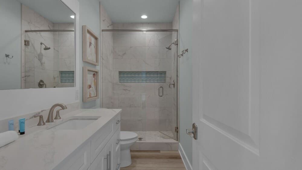 Resting Beach Face - Image 43