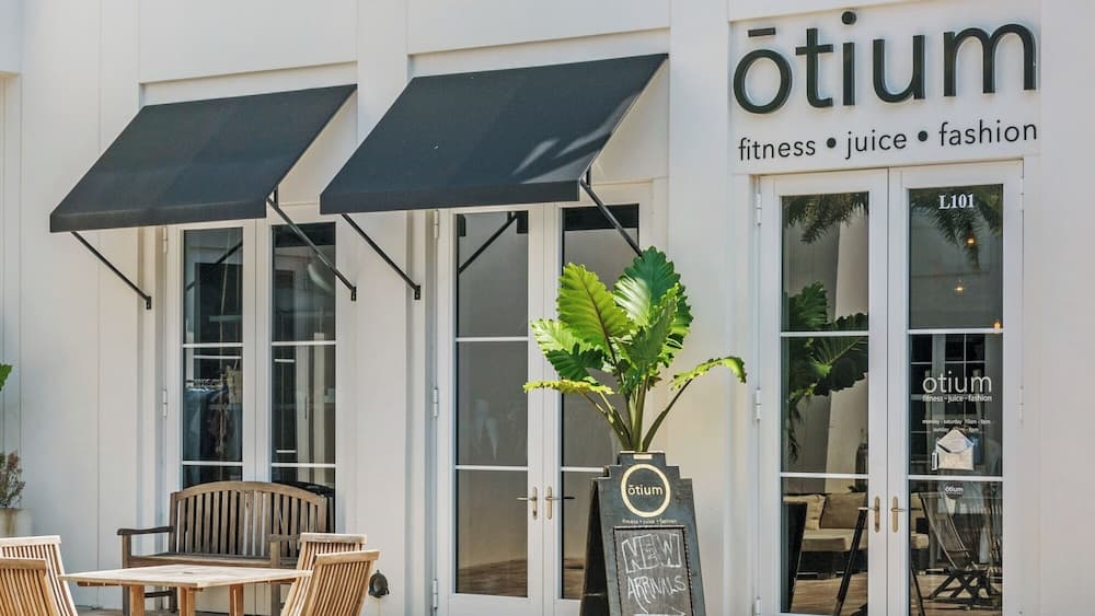 Resting Beach Face - Image 61