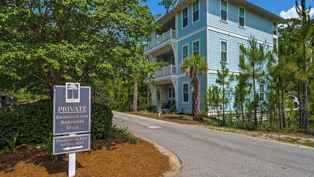 Resting Beach Face - Image 67