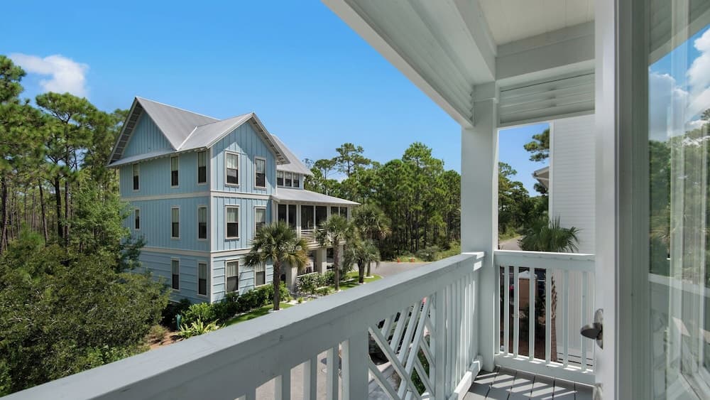 Resting Beach Face - Image 51