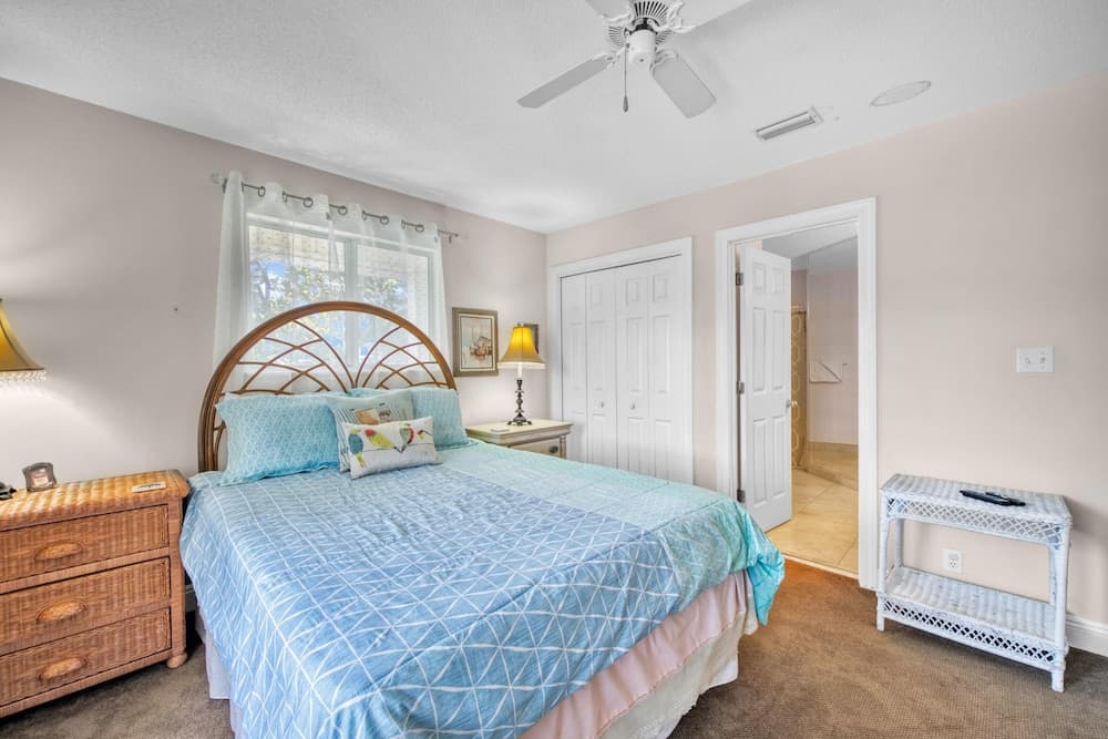 Destin-a-tion on the Water - Image 15