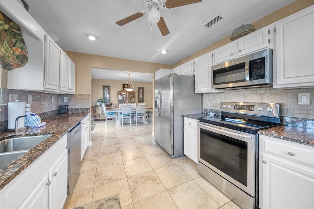 Destin-a-tion on the Water - Image 5