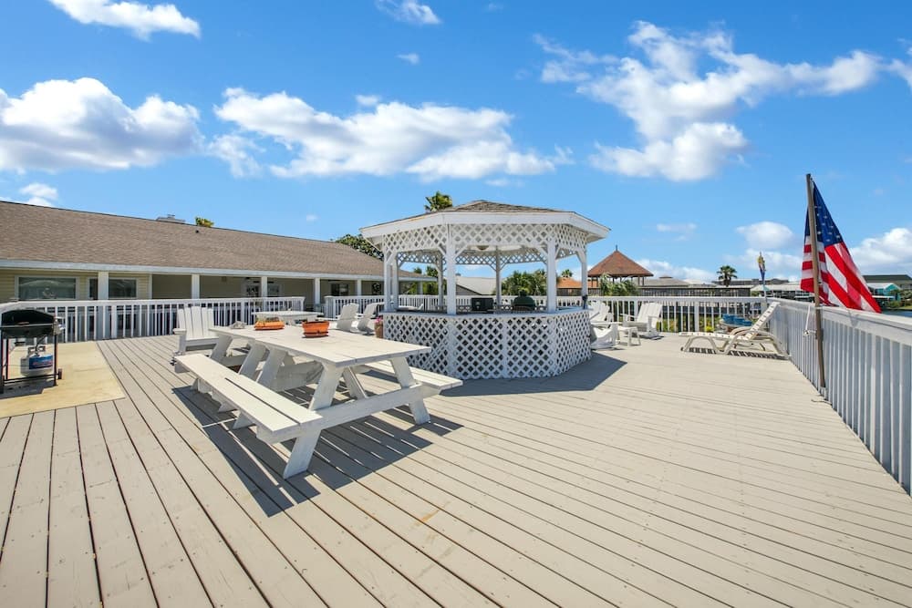 Destin-a-tion on the Water - Image 34