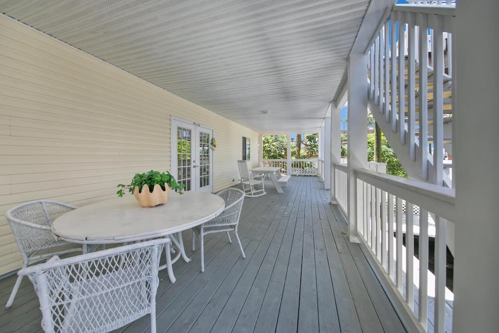 Destin-a-tion on the Water - Image 37