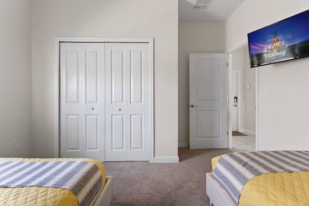 Disney Family Lovers - Image 16