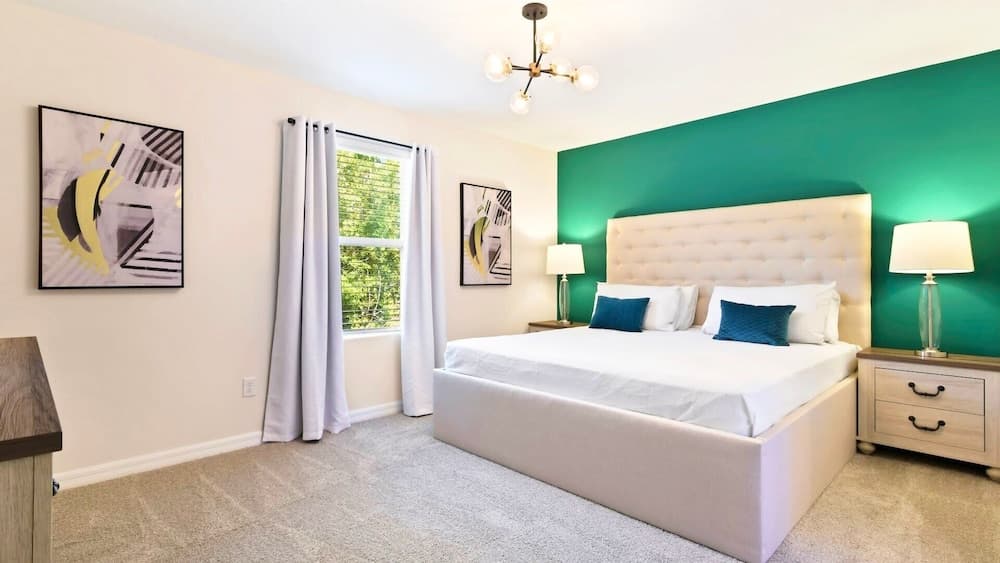 Disney Getaway #1899 - Image 13