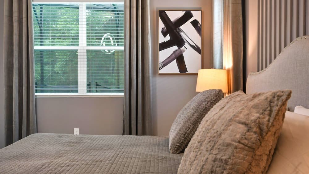 Disney Getaway #1899 - Image 21