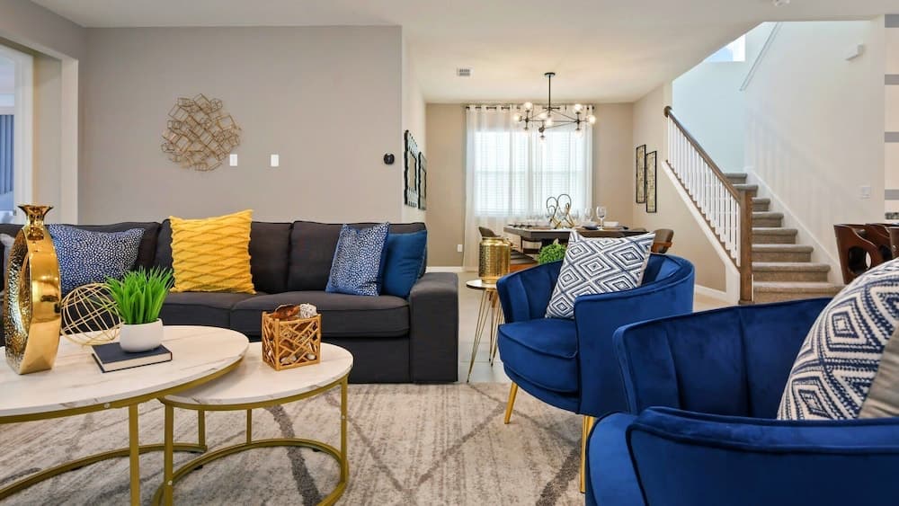 Disney Getaway #1899 - Image 7