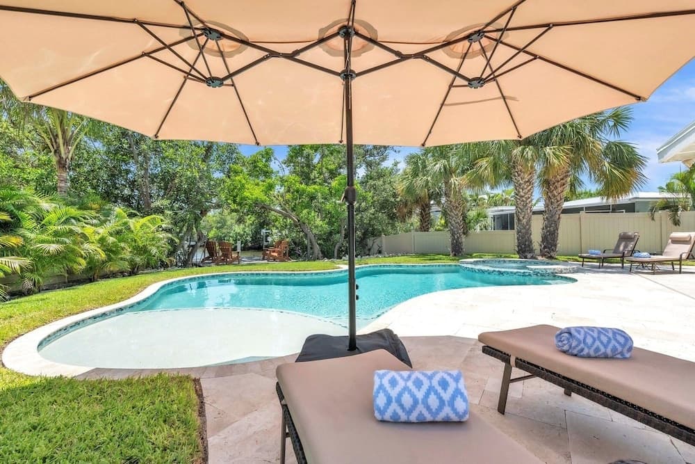 Dock Of The Bay - Image 27