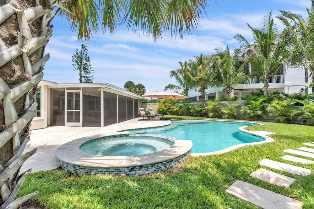 Dock Of The Bay - Image 25