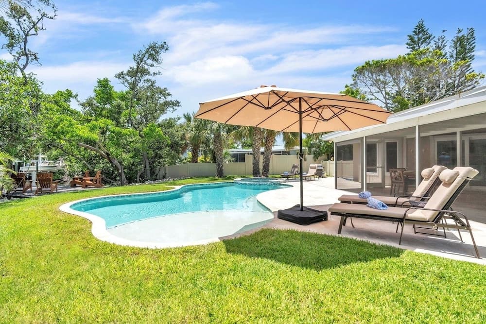 Dock Of The Bay - Image 26