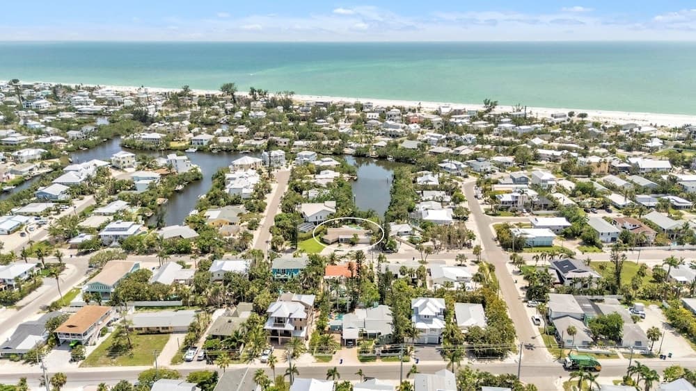 Dock Of The Bay - Image 3