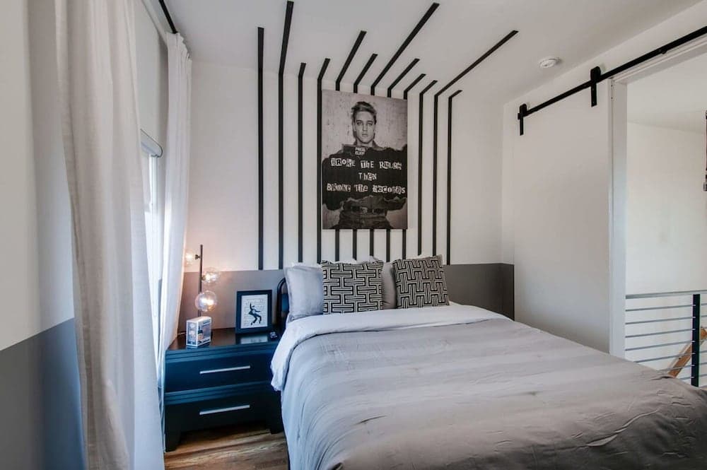 Dolly's Big House - Image 22