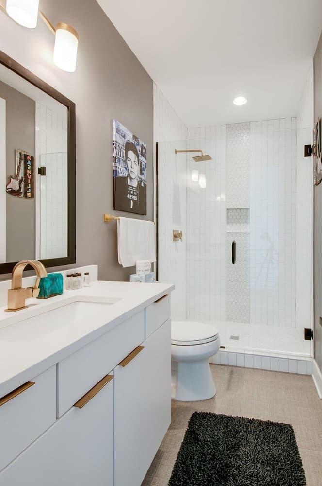 Dolly's Big House - Image 50