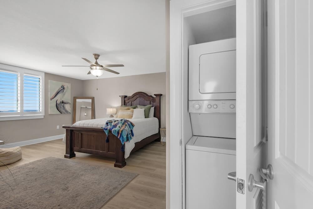 Dolphin Point #602A - Image 15