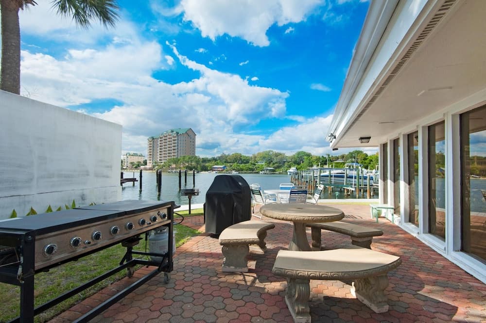 Dolphin Point #602A - Image 45